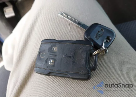 2016 Chevrolet Silverado 1500 1Lt/2Lt from USA, damaged, VIN 3GCUKREC4GG337051